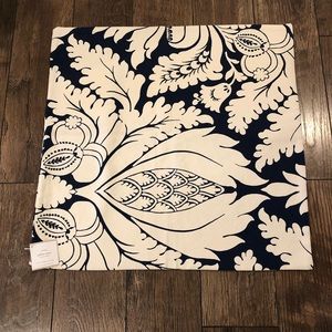 NWT- Damask Sham - Navy/cream